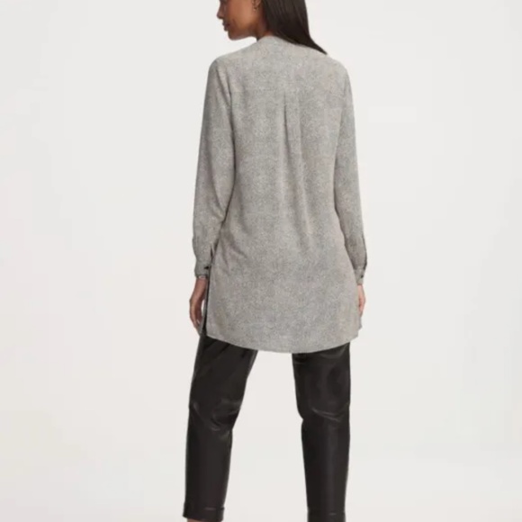 Anne Klein Printed Long-Length Tunic Small NWOT - Picture 2 of 2